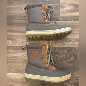 Helly Hansen NEW Moon Rock Snow Boots Size 6 Faux Fur Lined